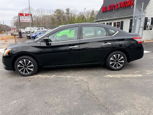 Used 2015 Nissan Sentra S image 2