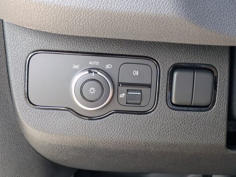 New 2025 Mercedes-Benz Sprinter 2500 image 28