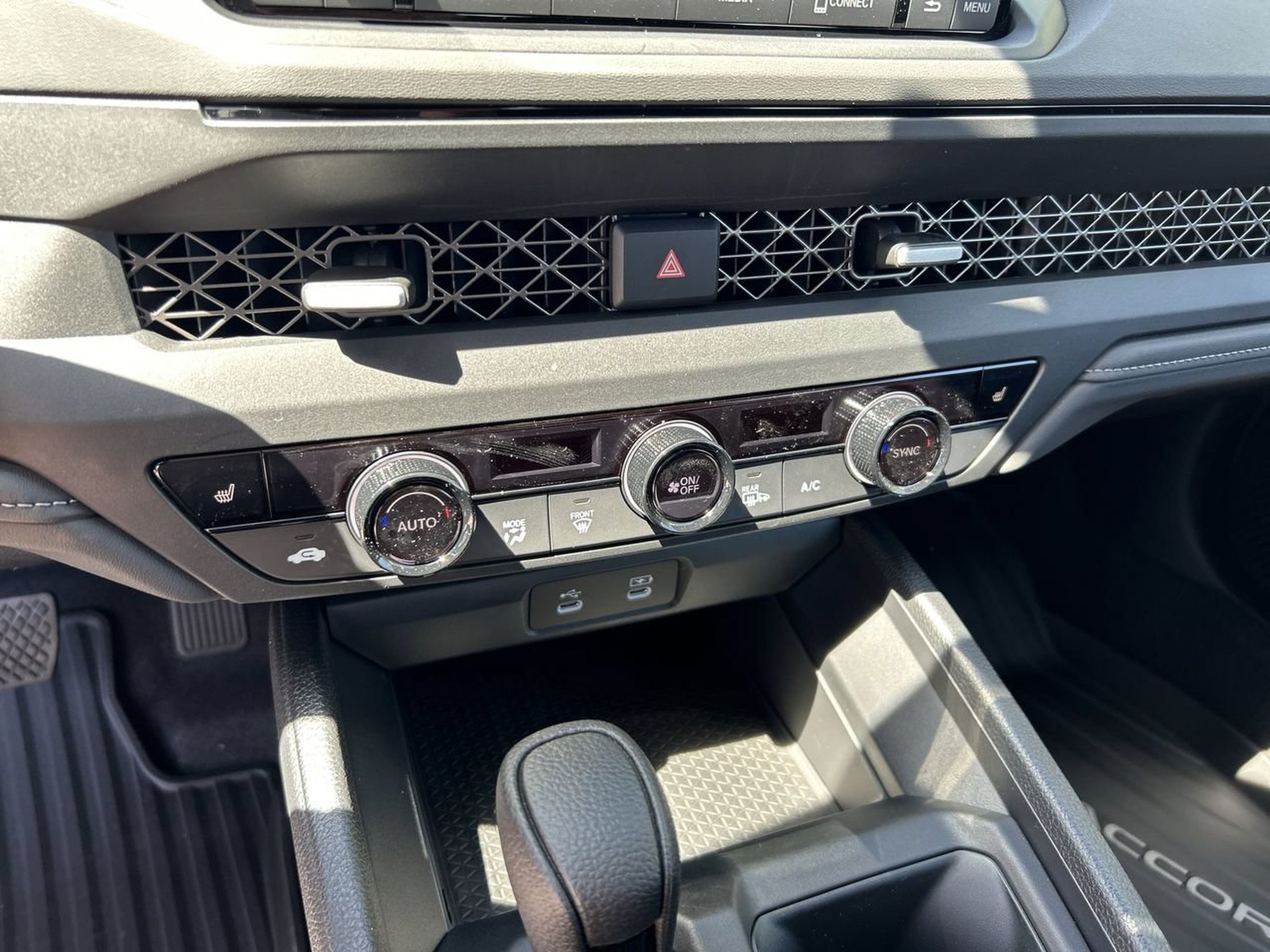 Used 2024 Honda Accord EX image 25