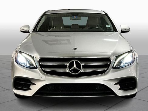 Used 2018 Mercedes-Benz E 300 image 3