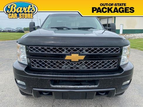 Used 2013 Chevrolet Silverado 2500 LT w/ Z71 Appearance Package AWD/4WD image 2