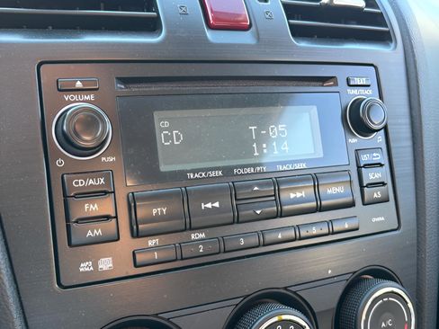 Used 2015 Subaru Forester 2.5i w/ Alloy Wheel Package image 16