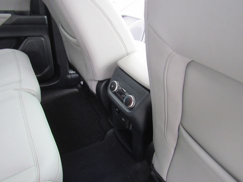 New 2026 Ford Explorer Active w/ Active Comfort Package image 56