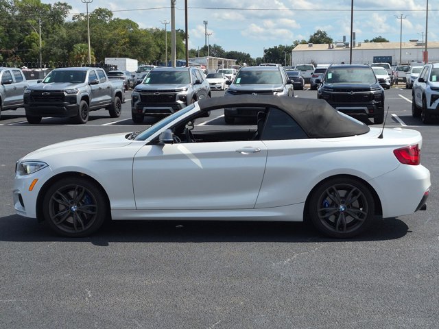 Used 2015 BMW M235i Convertible RWD image 8