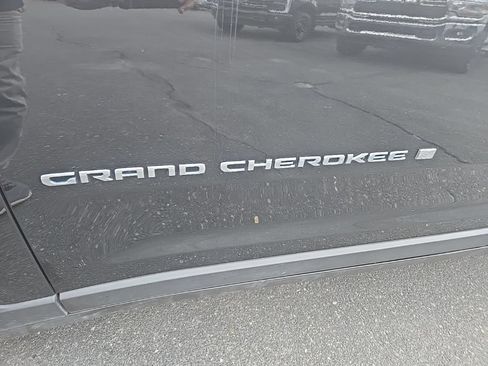 Used 2024 Jeep Grand Cherokee Limited 4xe AWD/4WD image 47