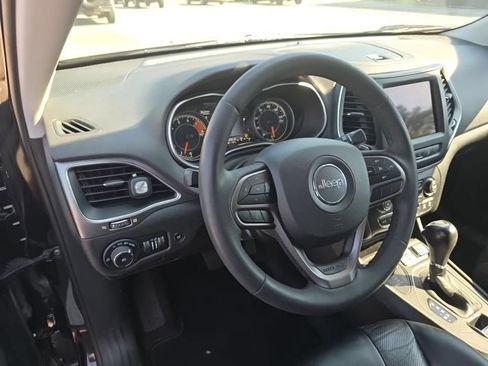 Used 2022 Jeep Cherokee Latitude Lux w/ Sun & Sound Group AWD/4WD image 17