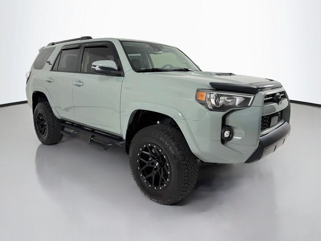 Used 2022 Toyota 4Runner TRD Off-Road Premium AWD/4WD image 1
