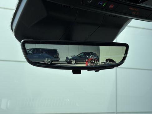 New 2026 Cadillac Escalade ESV Platinum Sport AWD/4WD image 32