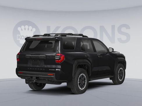 New 2026 Toyota 4Runner TRD Off-Road Premium AWD/4WD image 2