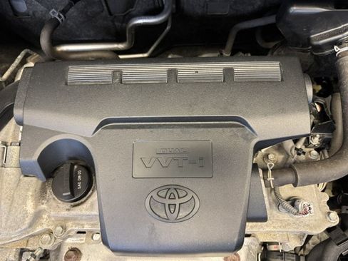 Used 2018 Toyota RAV4 Limited w/ All Weather Liner Package AWD/4WD image 29