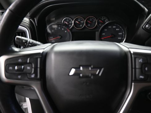 Used 2021 Chevrolet Silverado 1500 LT Trail Boss w/ Convenience Package II AWD/4WD image 17