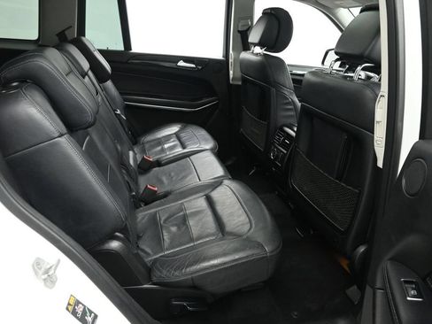 Used 2018 Mercedes-Benz GLS 550 4MATIC w/ Driver Assistance Package image 16