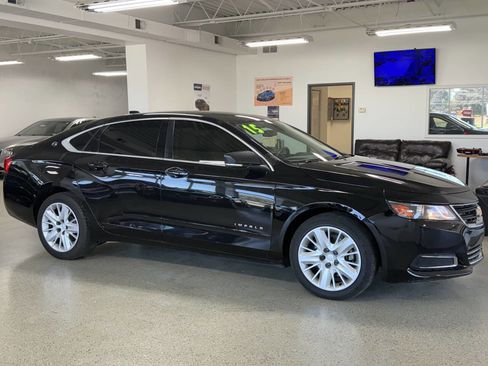 Used 2015 Chevrolet Impala LS image 2