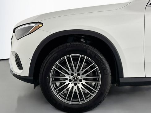 New 2026 Mercedes-Benz GLC 300 image 9