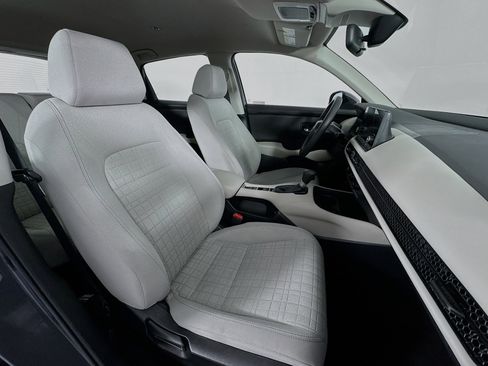 Certified 2023 Honda HR-V LX image 25