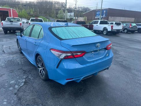 Used 2023 Toyota Camry SE w/ Cold Weather Package image 7