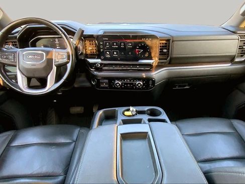 Used 2025 GMC Sierra 1500 SLT RWD image 15