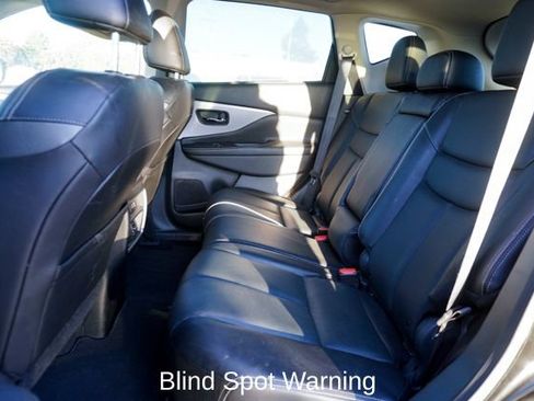 Used 2022 Nissan Murano SL image 9