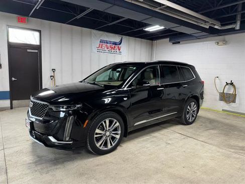 Used 2020 Cadillac XT6 Premium Luxury w/ Platinum Package AWD/4WD image 1
