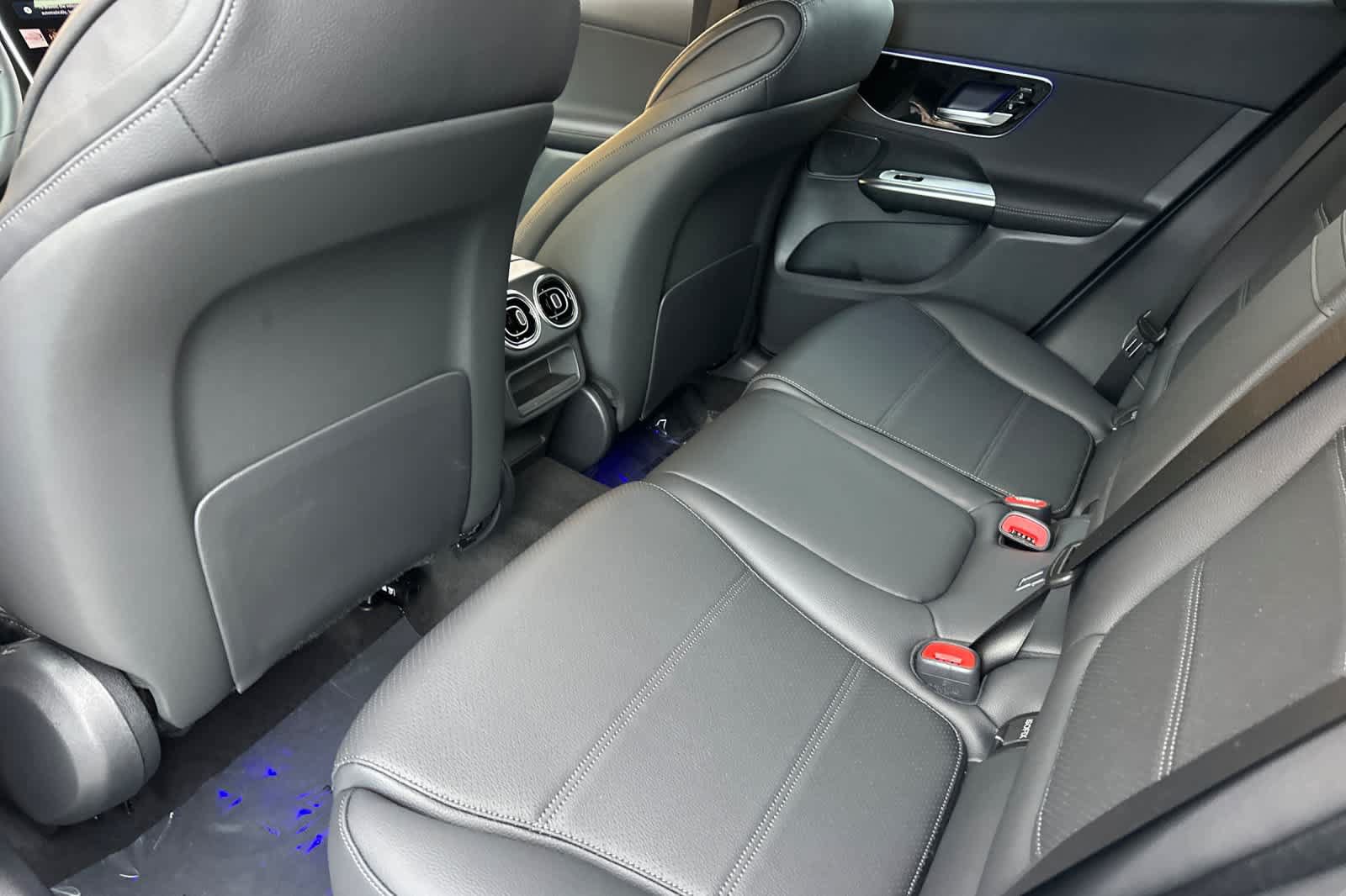 New 2026 Mercedes-Benz GLC 300 4MATIC image 11