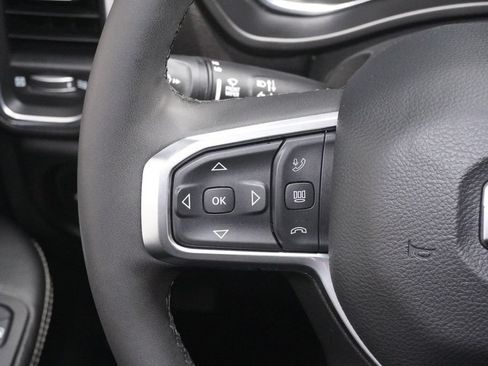Used 2025 RAM 2500 Laramie AWD/4WD image 26
