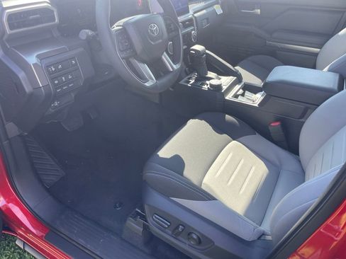 New 2025 Toyota Tacoma TRD Off-Road AWD/4WD image 37