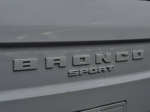 Used 2025 Ford Bronco Sport Outer Banks w/ Outer Banks Tech Package+ AWD/4WD image 29