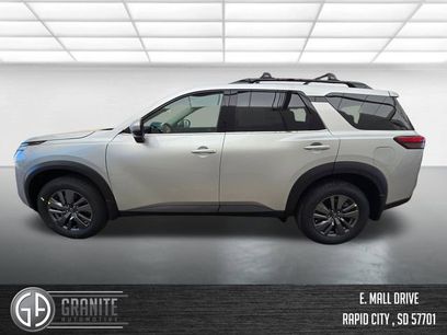 New 2025 Nissan Pathfinder SV