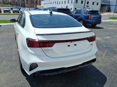 Used 2023 Kia Forte GT-Line w/ GT-Line Technology Package FWD image 6