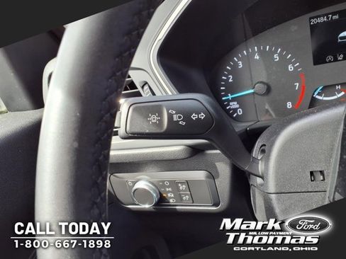 Used 2022 Ford Escape SE w/ Cold Weather Package image 18