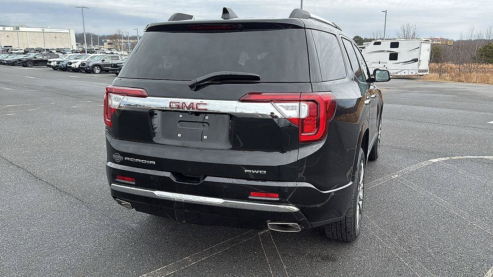 Used 2022 GMC Acadia Denali AWD/4WD image 7