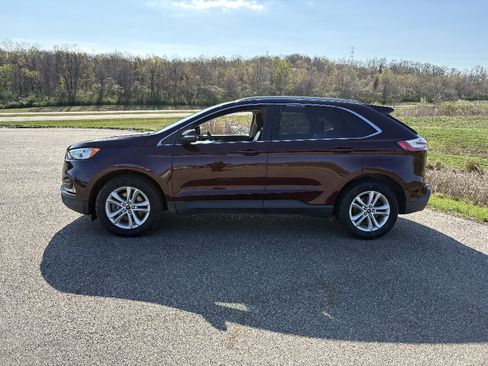 Used 2020 Ford Edge SEL w/ Convenience Package image 2