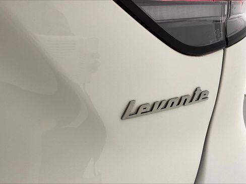 Used 2022 Maserati Levante GT AWD/4WD image 24