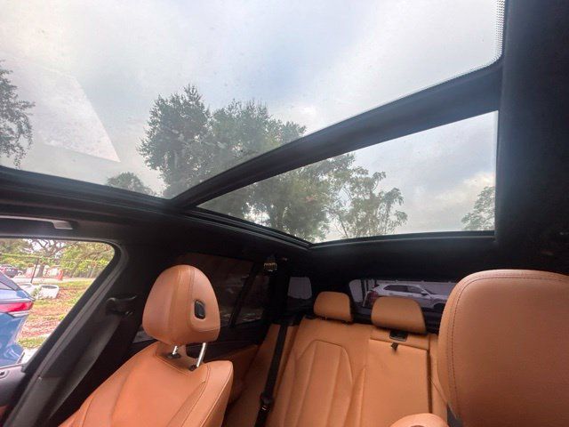 Used 2022 BMW X3 xDrive30i w/ M Sport Package 2 AWD/4WD image 13