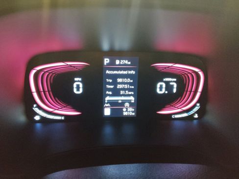 Used 2025 Kia Soul LX image 23