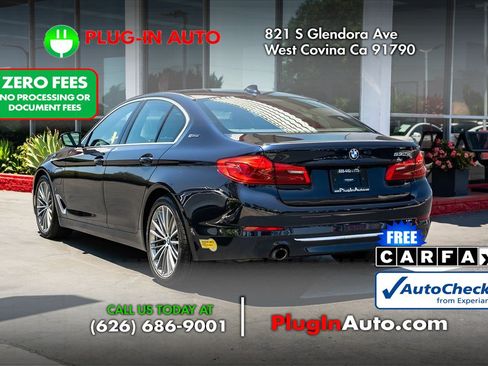 Used 2019 BMW 530e xDrive w/ Premium Package AWD/4WD image 2