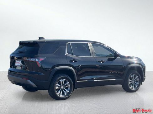 Used 2026 Chevrolet Equinox LT FWD image 4