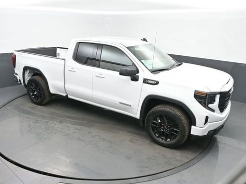 New 2026 GMC Sierra 1500 Elevation image 44