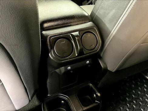 Used 2020 Jeep Gladiator Sport w/ Quick Order Package 24S image 33