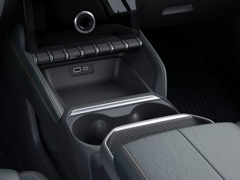 New 2026 GMC Terrain AT4 w/ LPO, Black Badging Package AWD/4WD image 23