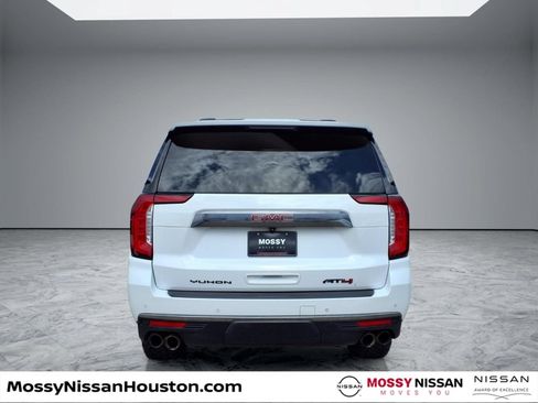 Used 2024 GMC Yukon XL AT4 w/ Technology Package AWD/4WD image 6