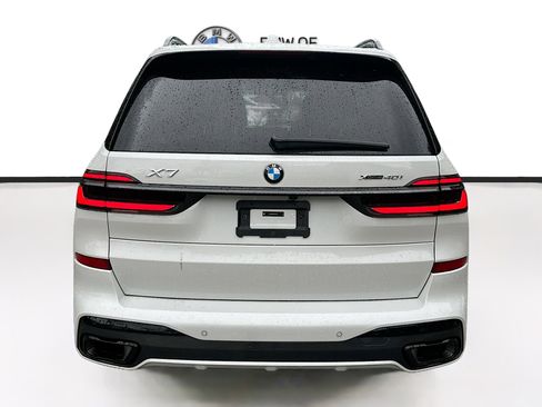 Certified 2024 BMW X7 xDrive40i w/ Executive Package AWD/4WD image 4
