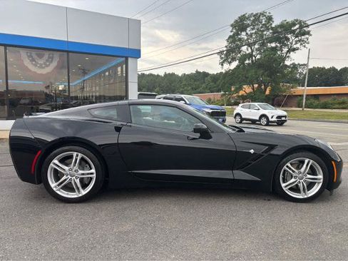 Used 2016 Chevrolet Corvette Stingray Coupe RWD image 11