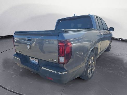 Used 2017 Honda Ridgeline RTL-T image 3