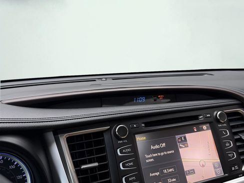 Used 2019 Toyota Highlander Limited Platinum image 46