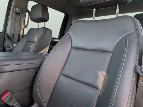 Used 2025 Chevrolet Silverado 3500 LTZ w/ LTZ Convenience Package image 12