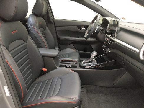 Used 2023 Kia Forte GT w/ GT2 Package image 21