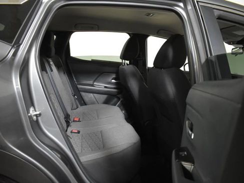 Used 2025 Nissan Kicks SV AWD/4WD image 29