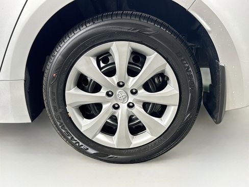 Used 2026 Toyota Corolla LE image 11