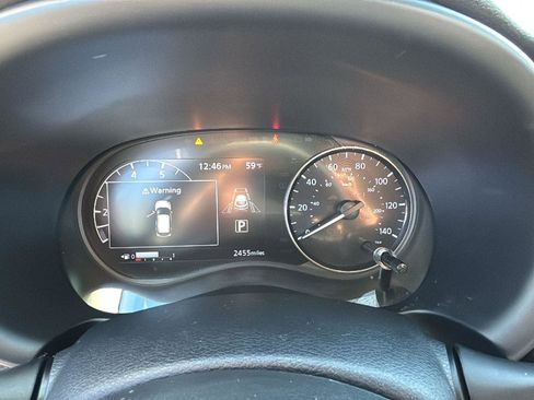 Used 2024 Nissan Kicks SV image 14